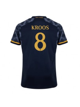 Billige Real Madrid Toni Kroos #8 Bortedrakt 2023-24 Kortermet
